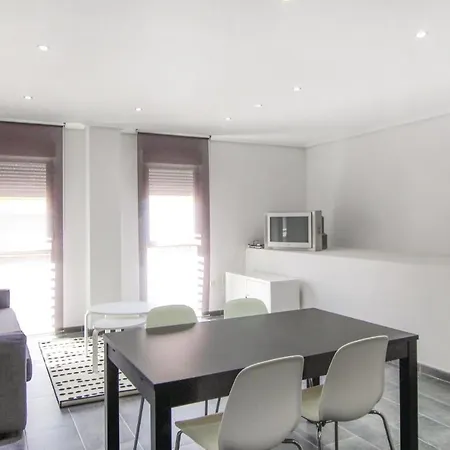 3 Bedroom Awesome In Dolores (Alicante)